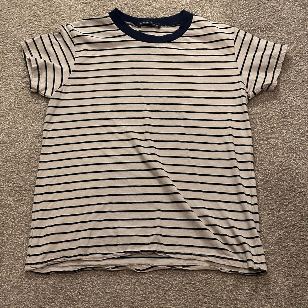 Brandy Melville Baby Tee